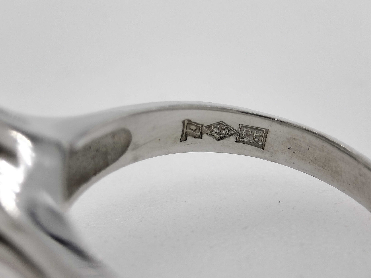 D3.16ct PT900 10.4g Ring