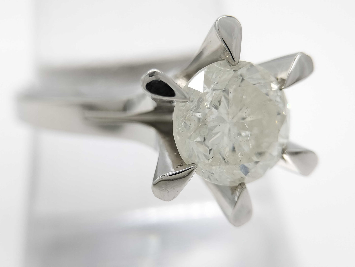 D3.16ct PT900 10.4g Ring