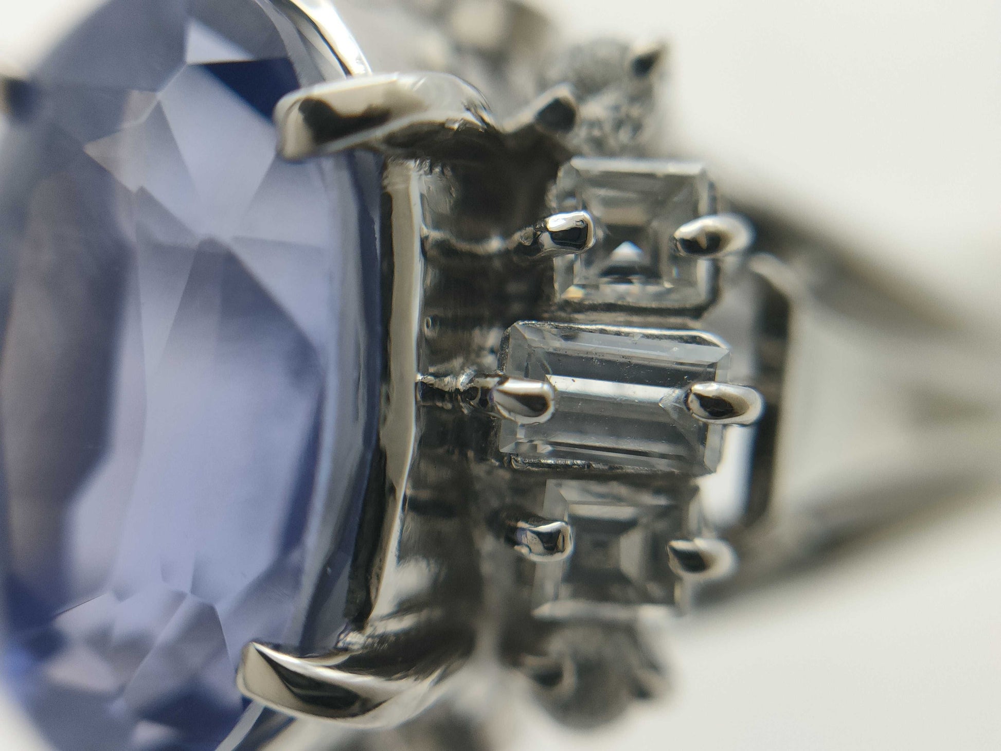 S3.02ct D0.35ct PT900 5.0g Ring