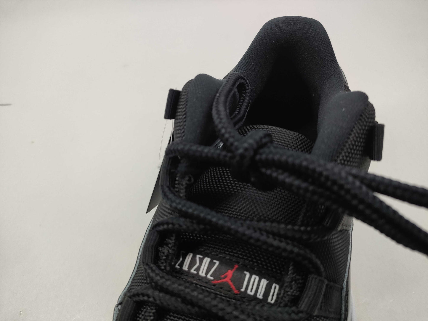 NIKE AIR JORDAN11 Retro LOW FV5104-006 Sneakers