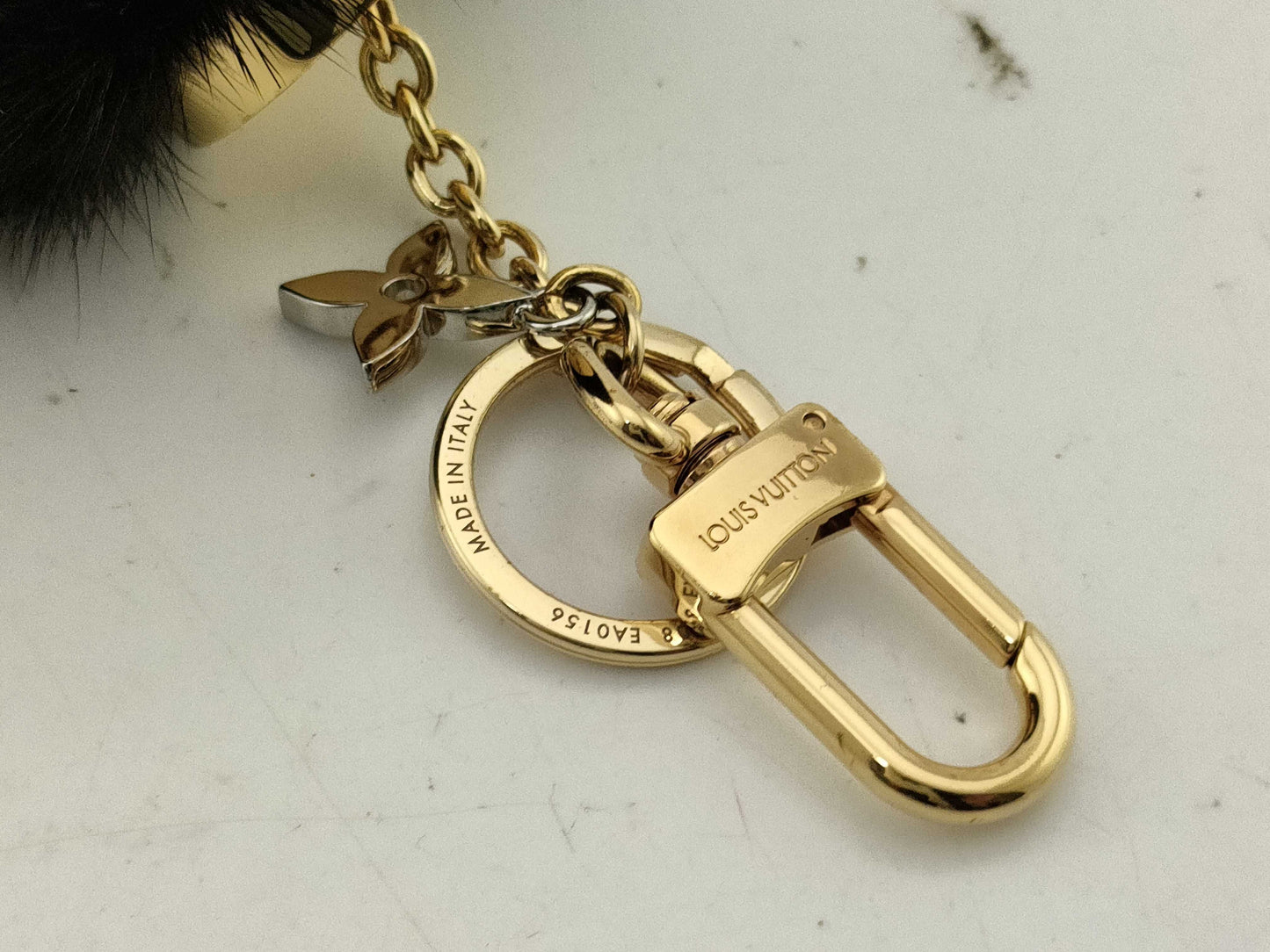 LOUIS VUITTON M00008 Bubble M Mink Fur Pompom Charm