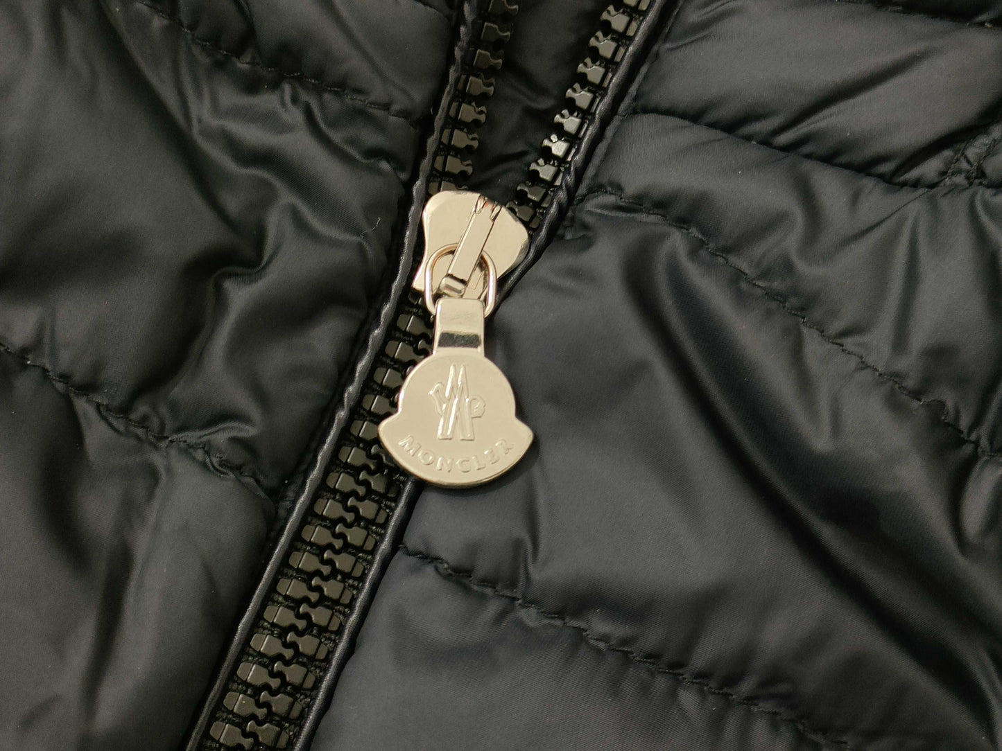 MONCLER Kids Down SUVA Coat E19544994599