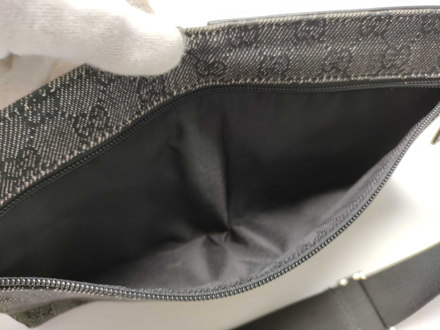 GUCCI GG Canvas 130736 Waist Bag