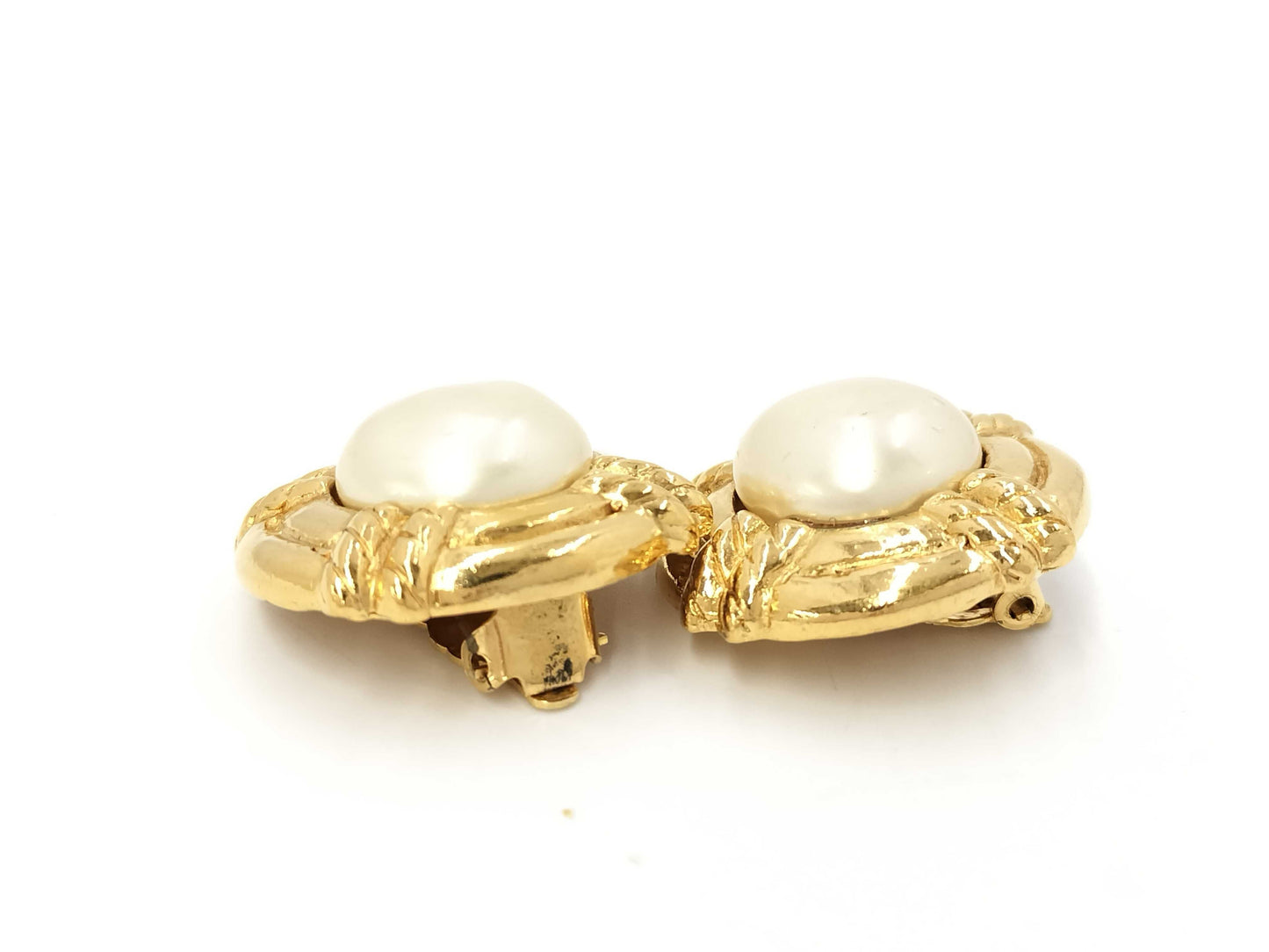 CHANEL F Pearl Earrings