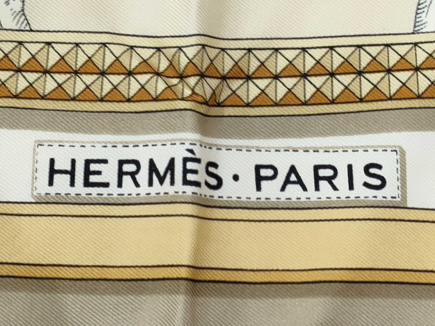 HERMES Carre Grand Apara Scarf