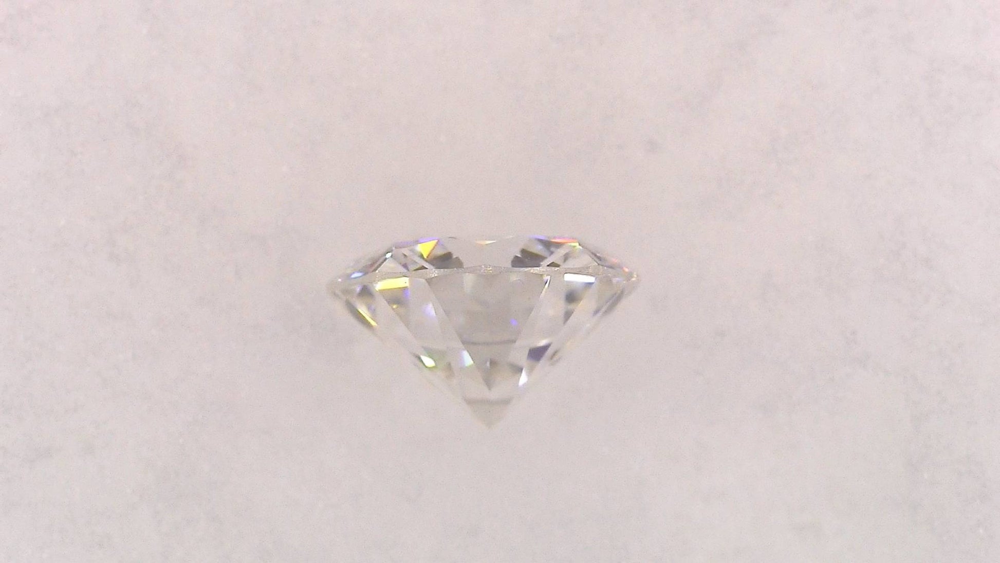 0.320ct F VS-2 VERY GOOD/VG/GD NONE NATURAL 4.46-4.53X2.64mm Diamond Loose