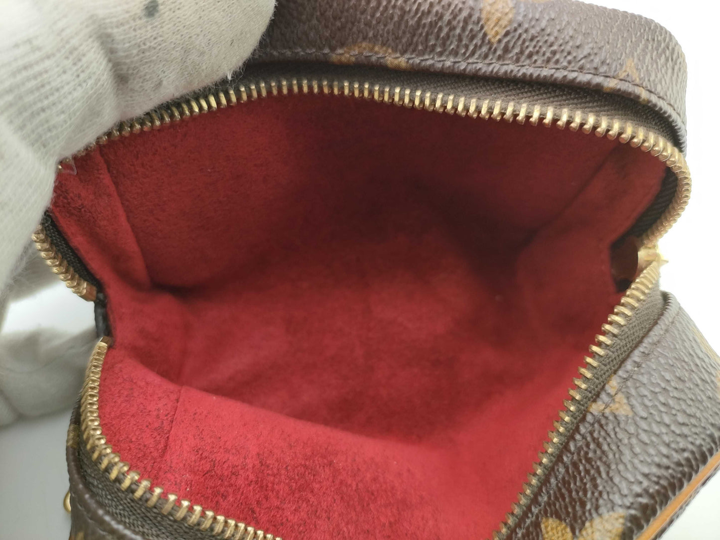 LOUIS VUITTON Monogram Truth Wapiti Pouch