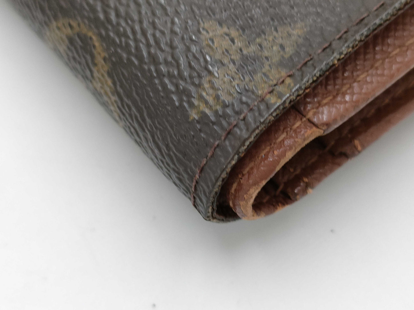LOUIS VUITTON Monogram Viennois Wallet