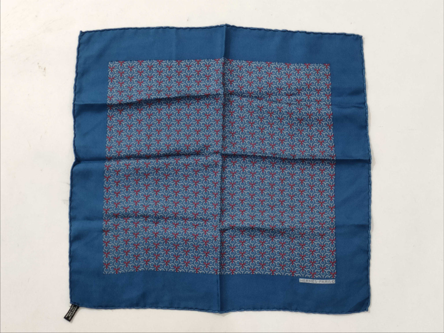 HERMES Carré 45 Chain Pattern Scarf