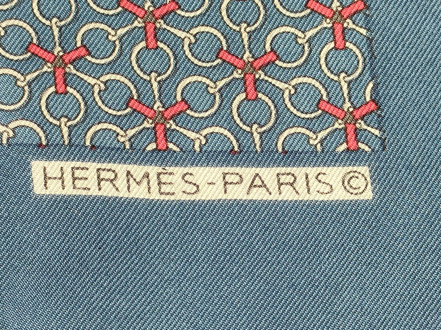 HERMES Carré 45 Chain Pattern Scarf