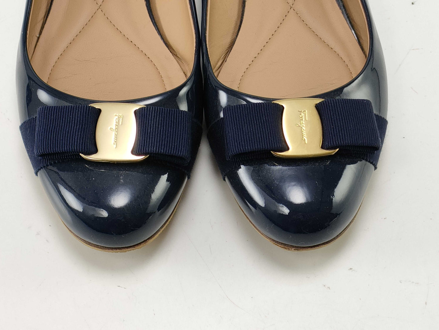 Salvatore Ferragamo Vara Ribbon Navy Pumps