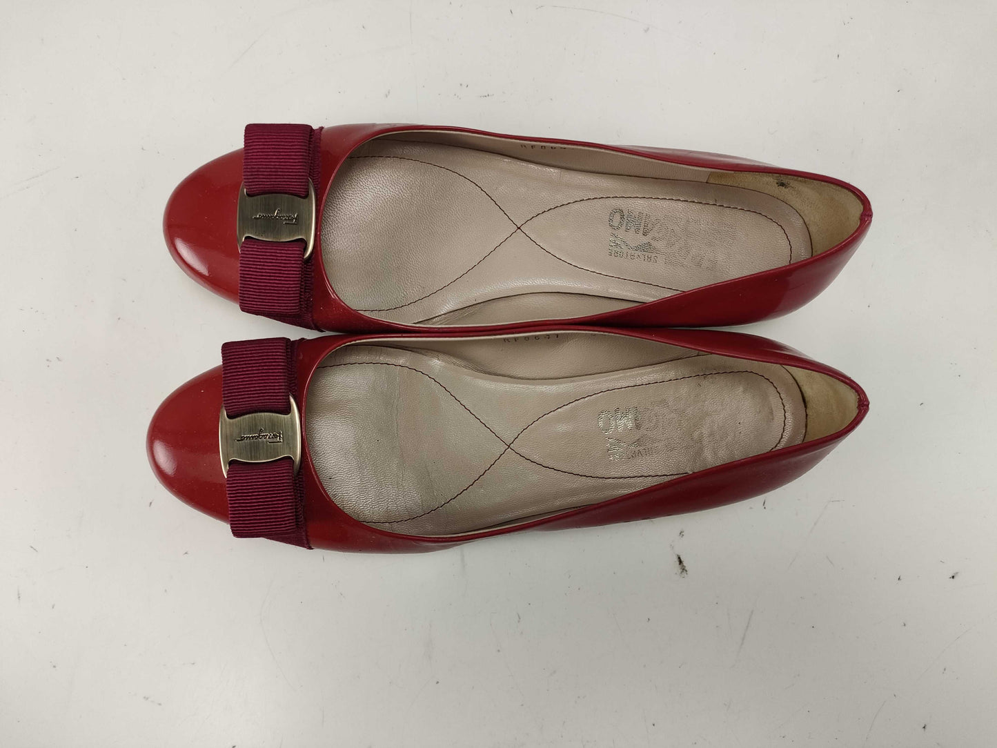 Salvatore Ferragamo Vara Ribbon Red Pumps