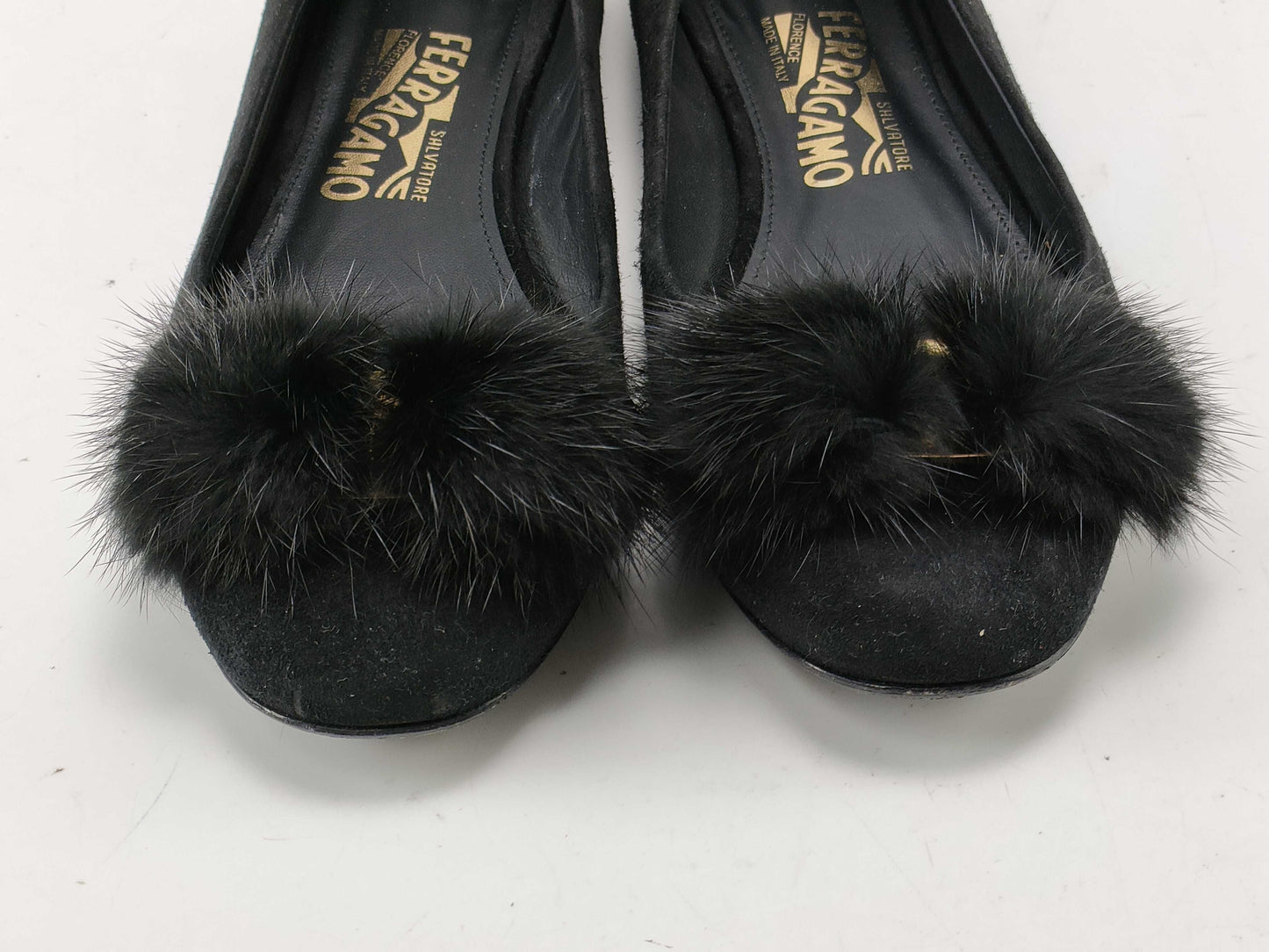 Salvatore Ferragamo Vara Ribbon Black Pumps