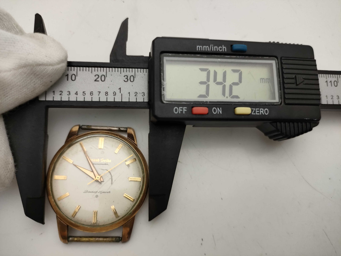 SEIKO J14070E Boys' Watch