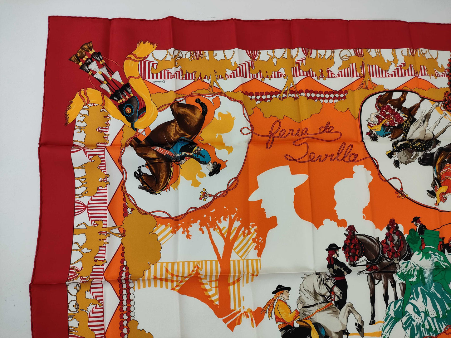 HERMES Carré 90 Seville Holidays Scarf