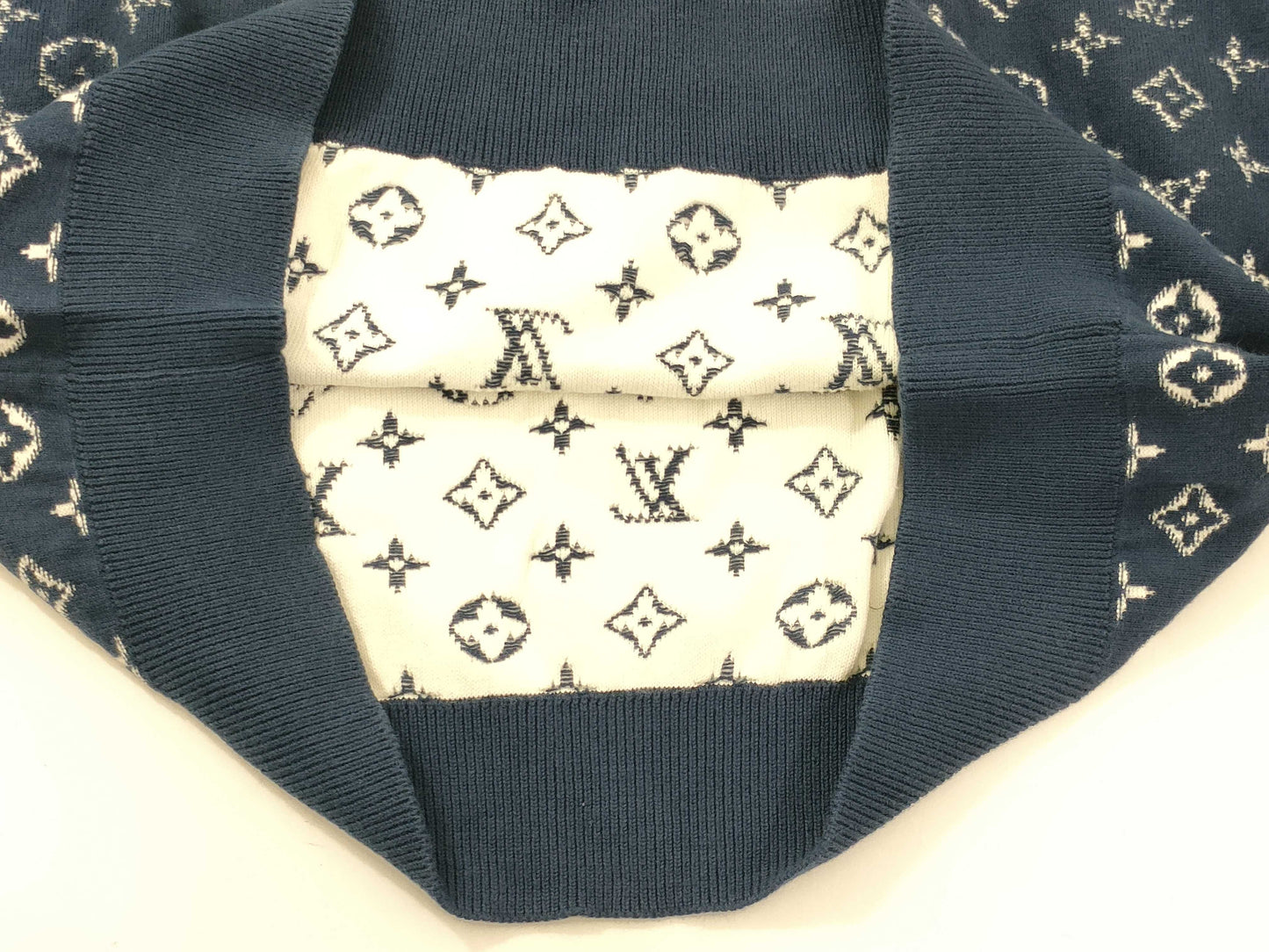 LOUIS VUITTON Monogram Knit Sweater L Tops
