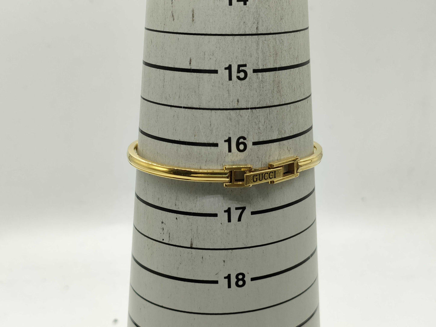 GUCCI Change Bezel 11/12 Women's Watch