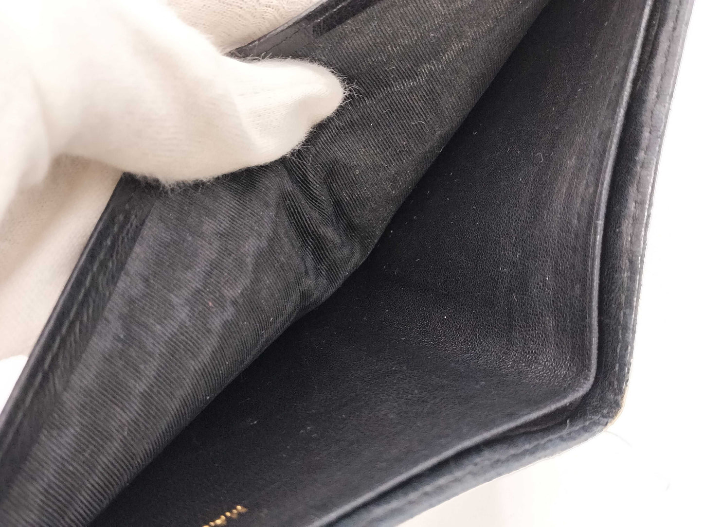 CHANEL Lamb/Mato/Bifold Wallet