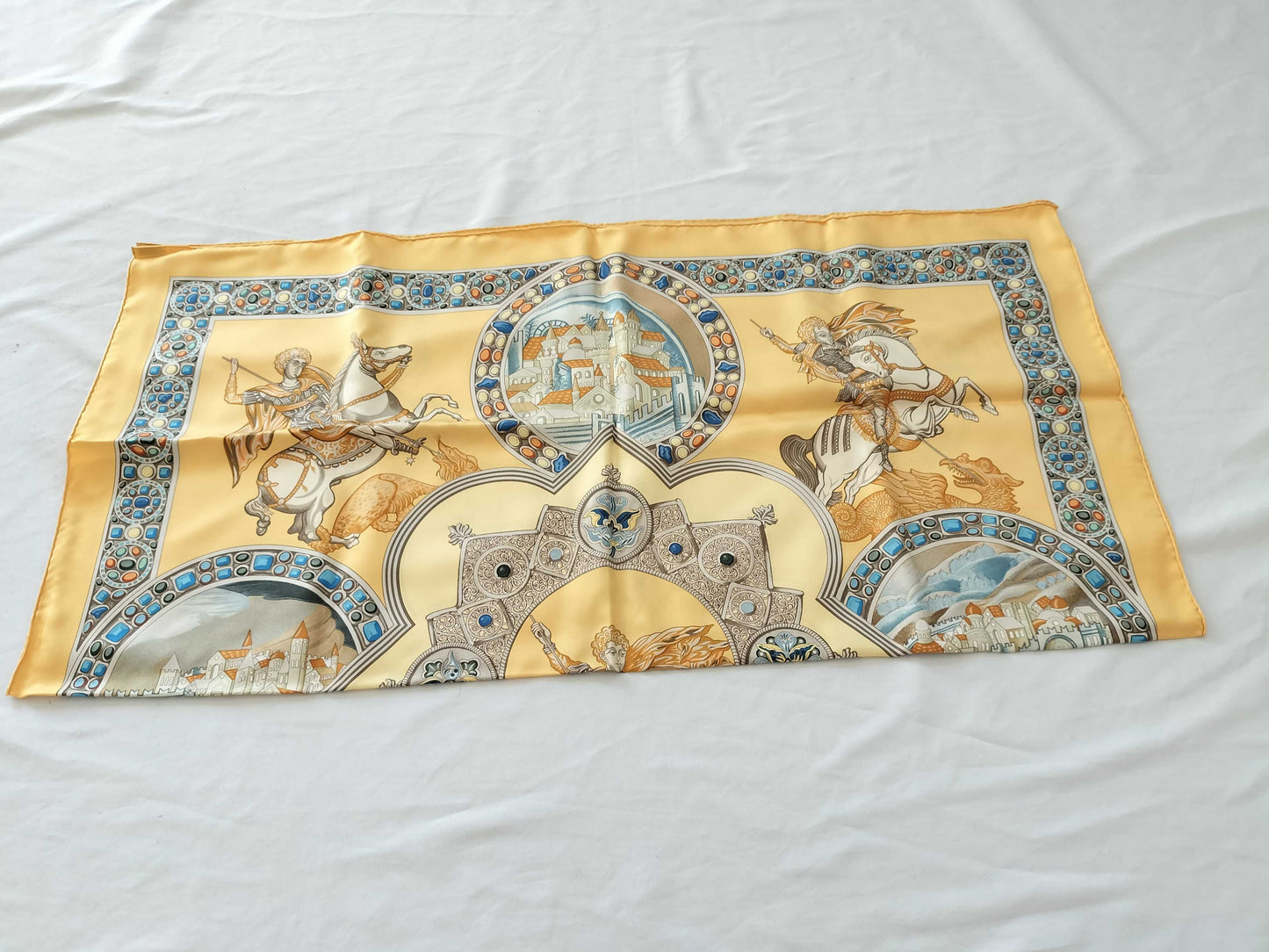 HERMES Carre DU PALADIN Scarf