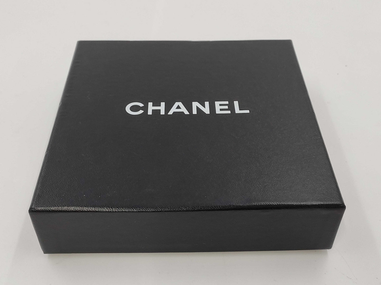 CHANEL Coco Lambskin Tri-fold Wallet