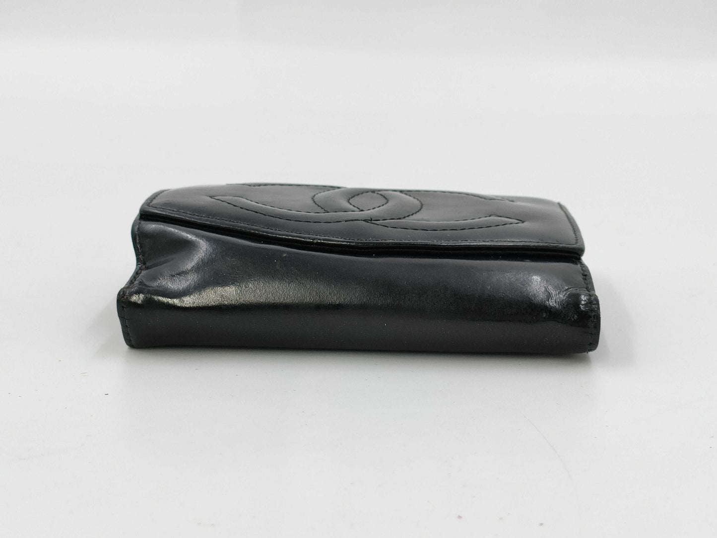 CHANEL Coco Lambskin Tri-fold Wallet