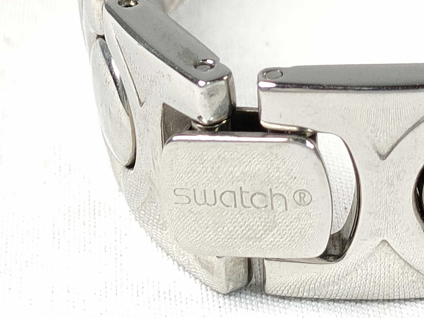 Swatch AG2004 Women's Watch