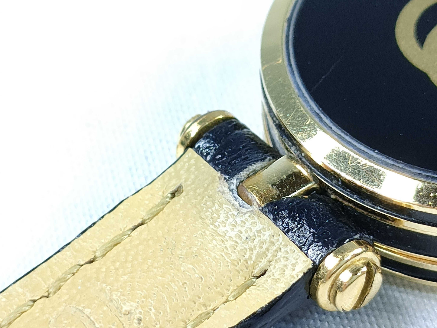 GUCCI 8mm Women's Watch