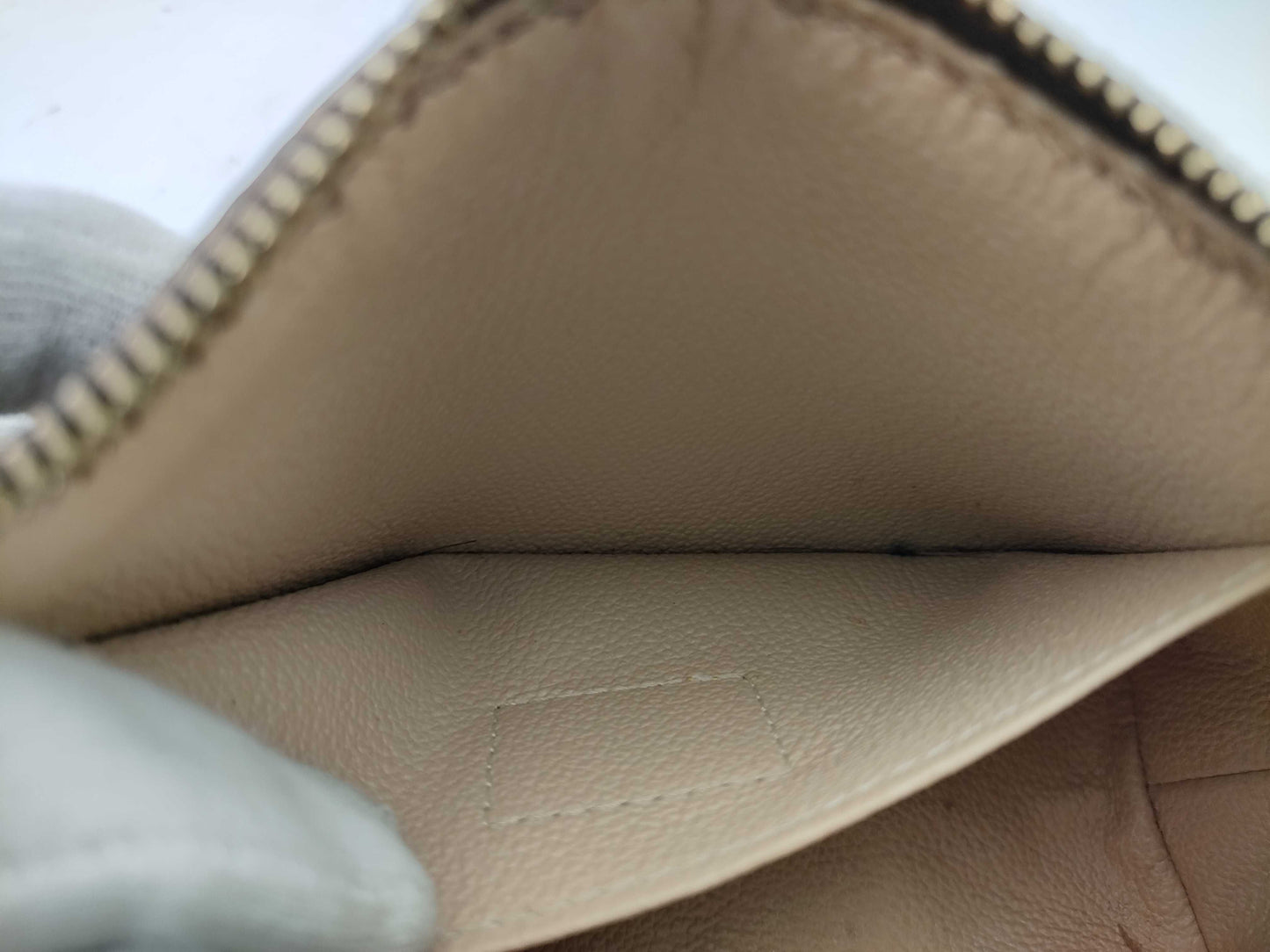 LOUIS VUITTON Monogram Cosmetic Pouch