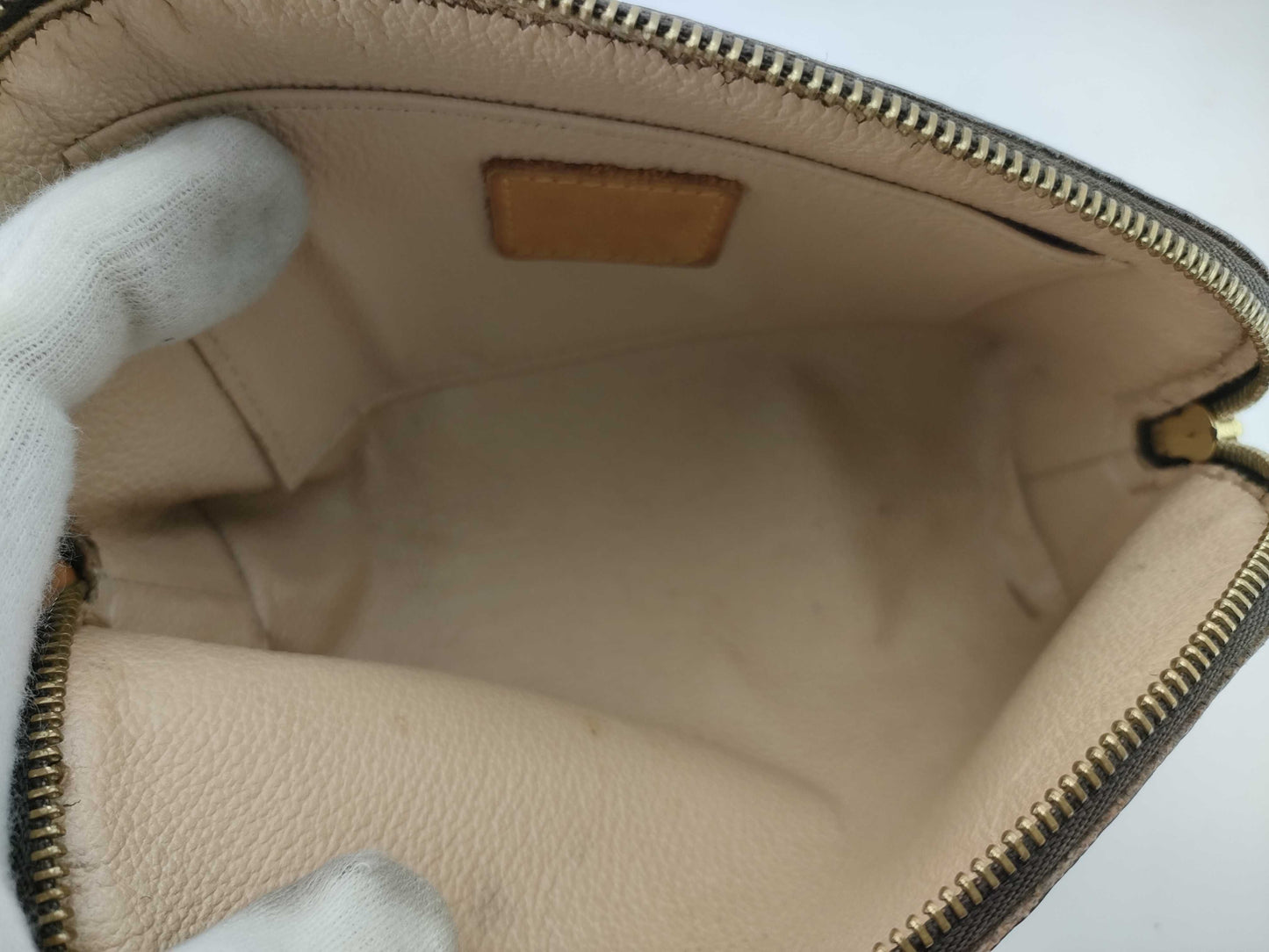 LOUIS VUITTON Monogram Cosmetic Pouch