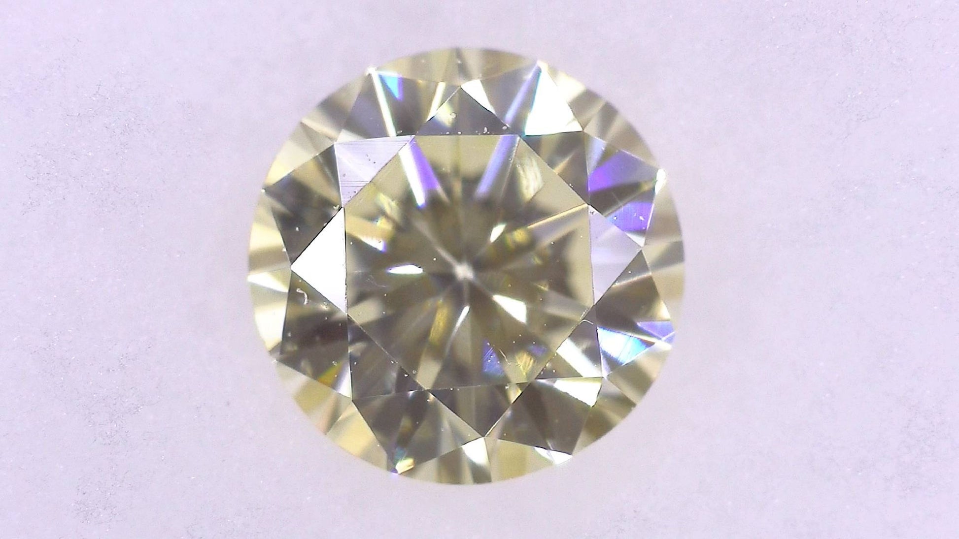 0.362ct UNDER S)LIGHT YELLOW VS-2 GOOD/GD/GD FAINT NATURAL 4.46-4.53X2.85mm Diamond Loose