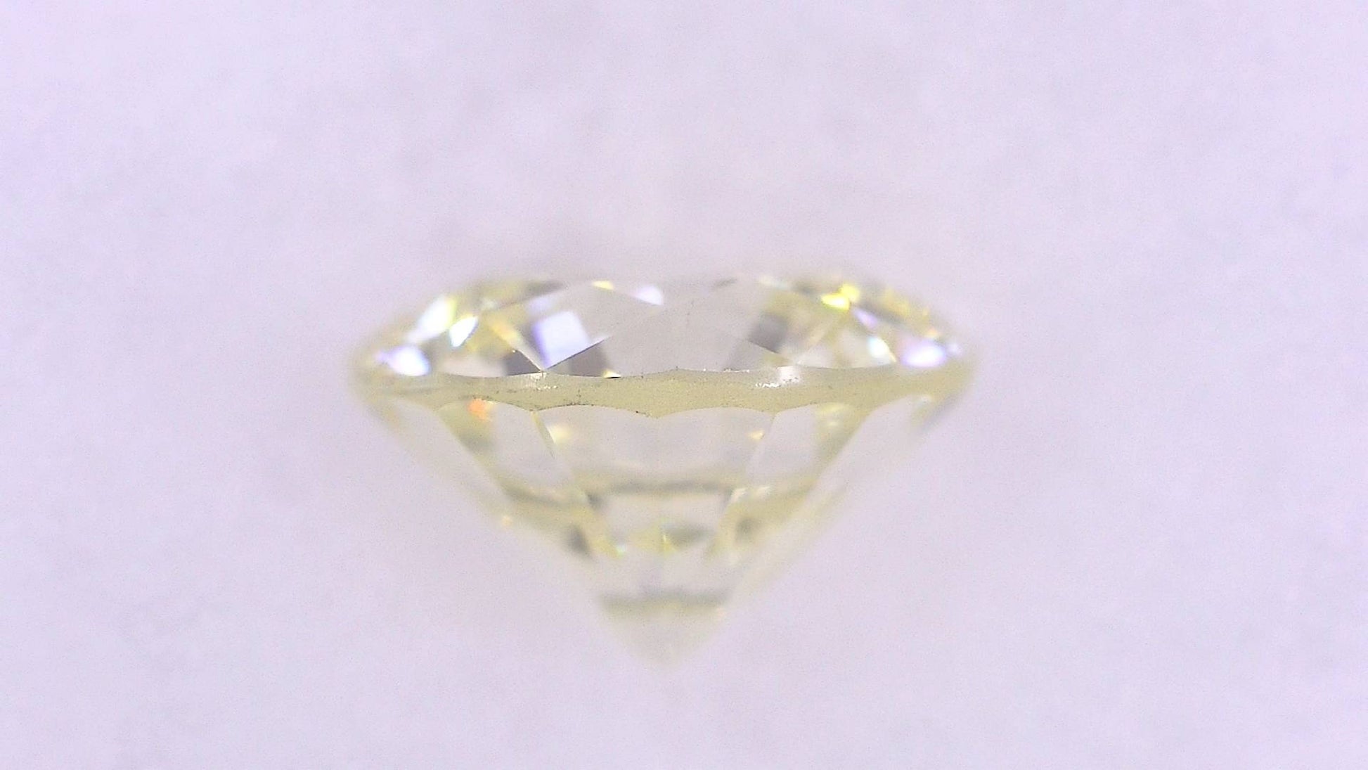 0.362ct UNDER S)LIGHT YELLOW VS-2 GOOD/GD/GD FAINT NATURAL 4.46-4.53X2.85mm Diamond Loose
