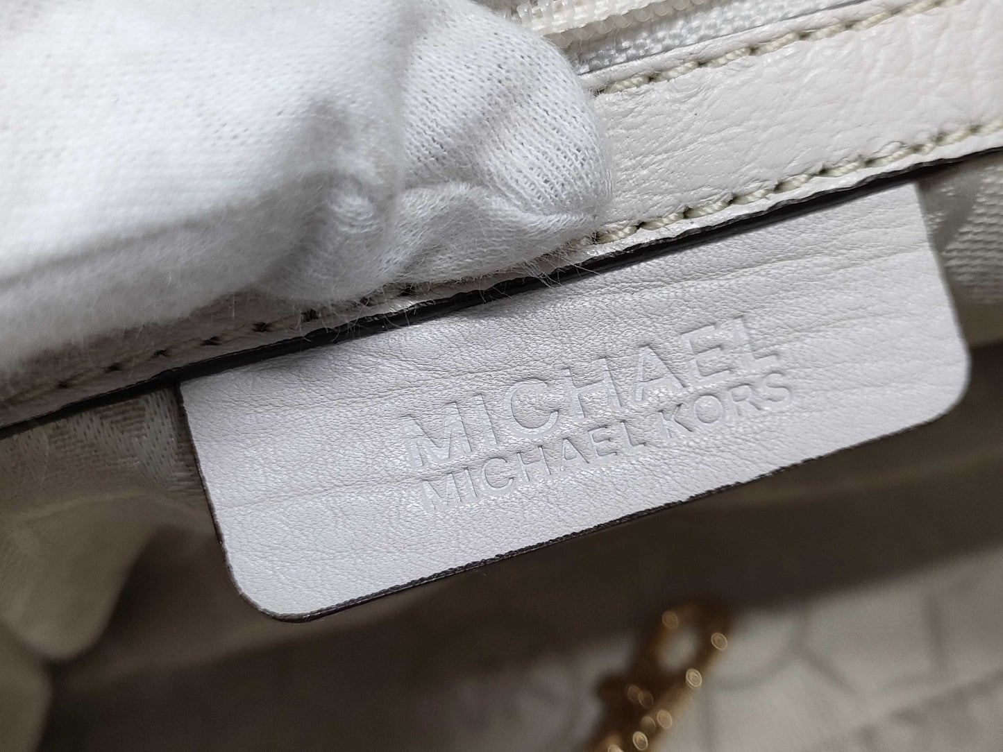 Michael Kors Leather 2-Way Bag Handbag