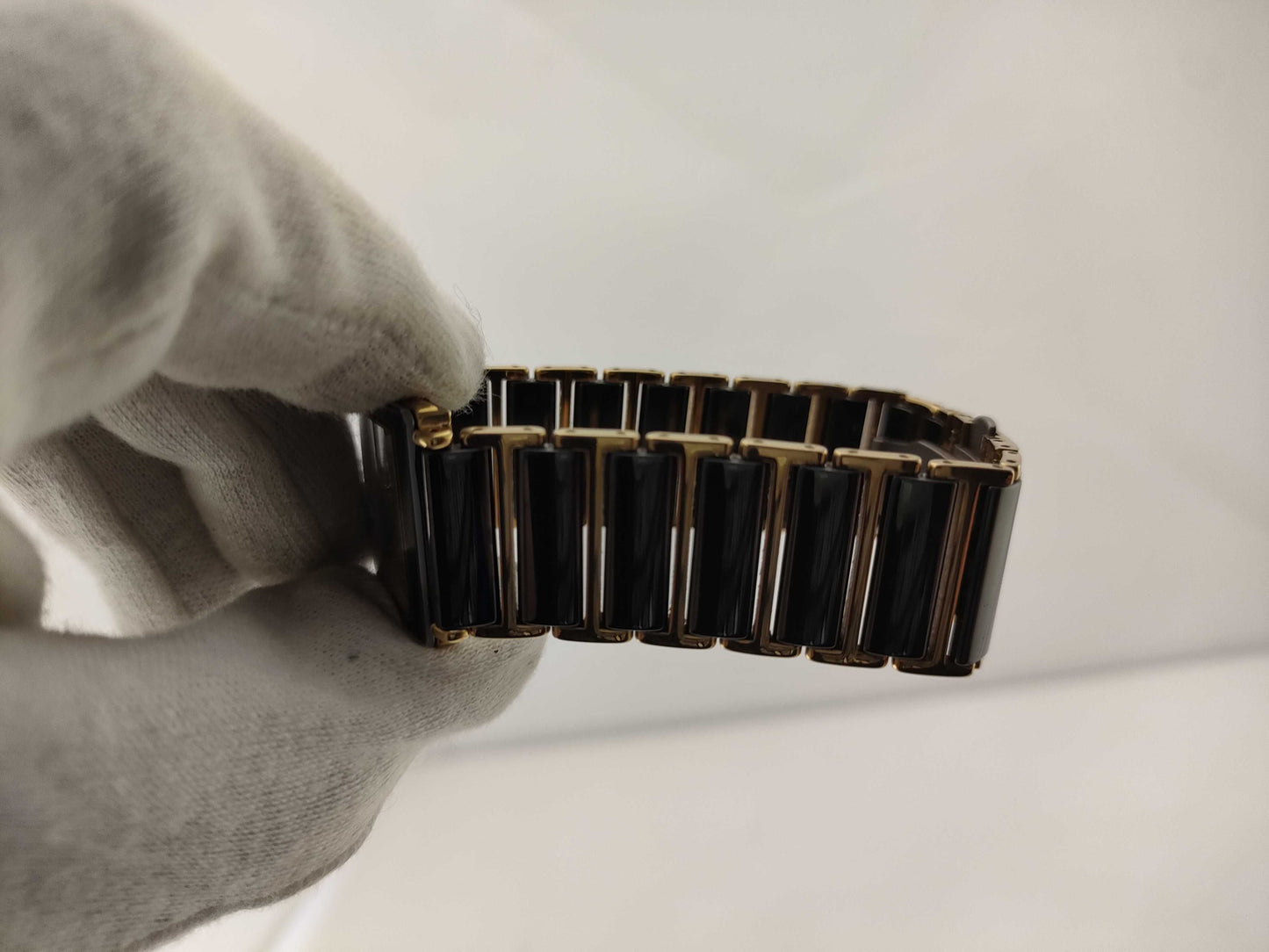 RADO 160.3605.2N Unoperated Women's Watch