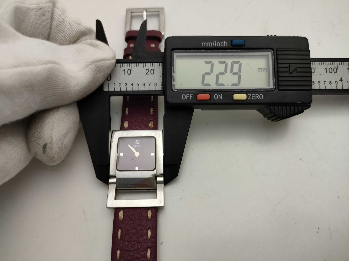 CELINE 007-5200L-058/Purple/Leather Women's Watch