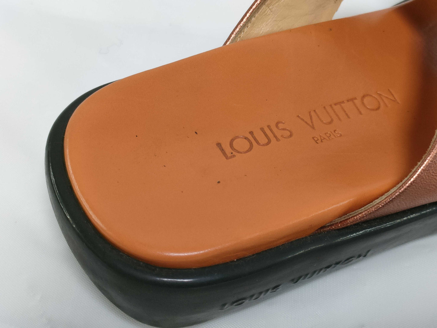LOUIS VUITTON Metallic Cross Sandals