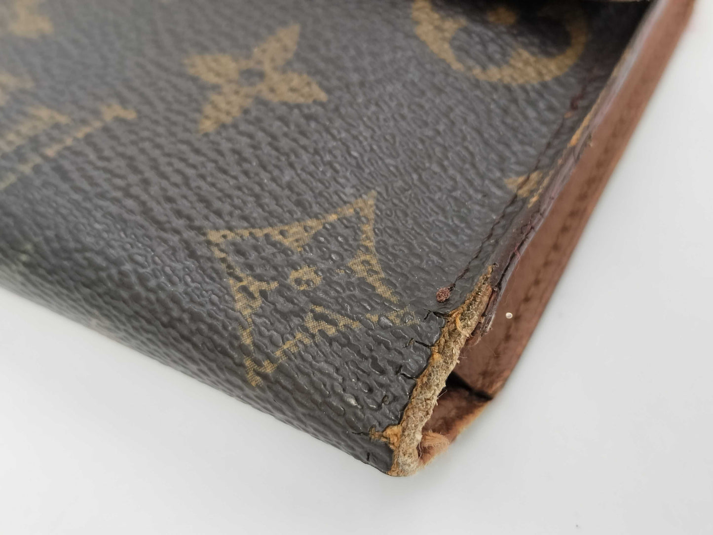 LOUIS VUITTON Monogram Portefeuille Sarah Wallet