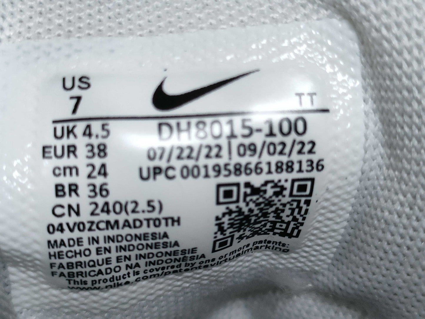 NIKE Air Max DH8015-100 Sneakers