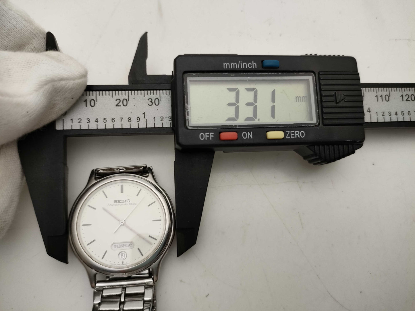 SEIKO CONTEMPORARY BASIC 5H23-6B90 Boys' Watch