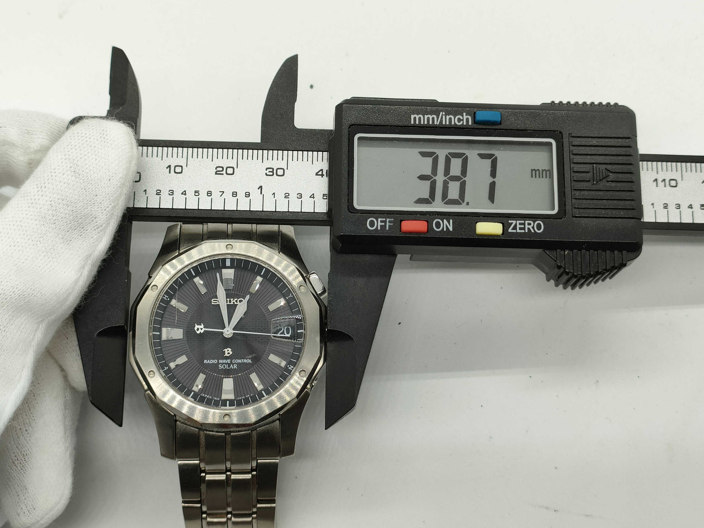 SEIKO 7B22-0AC0 Solar Men's Watch