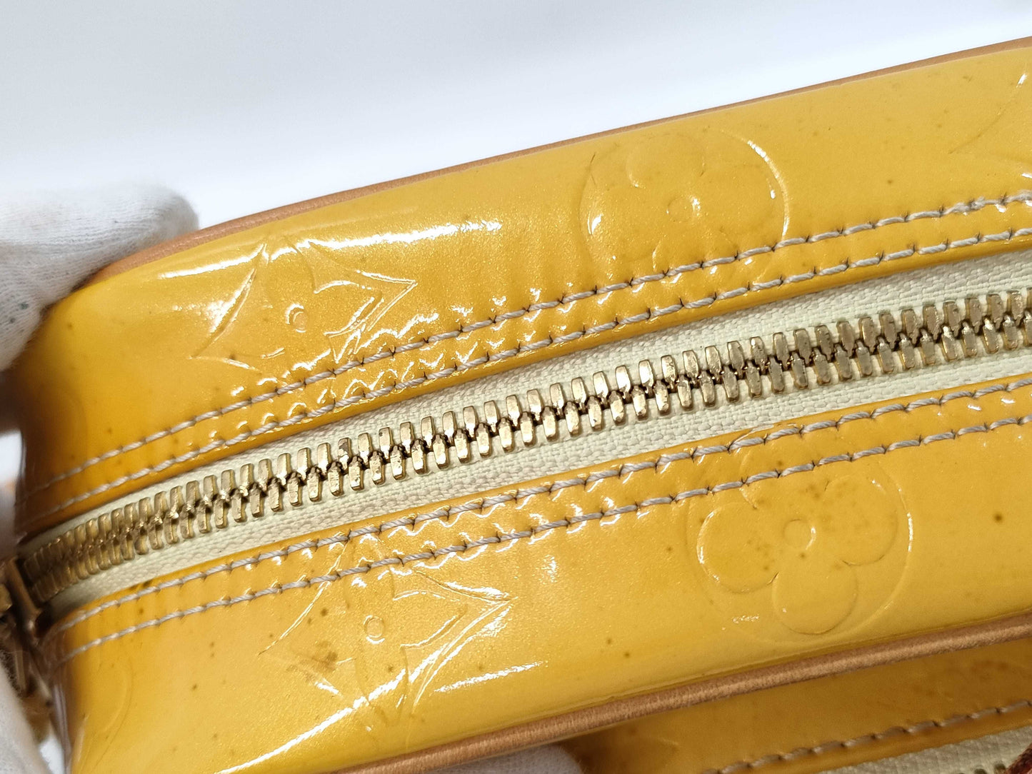 LOUIS VUITTON Vernis Amazon Shoulder Bag
