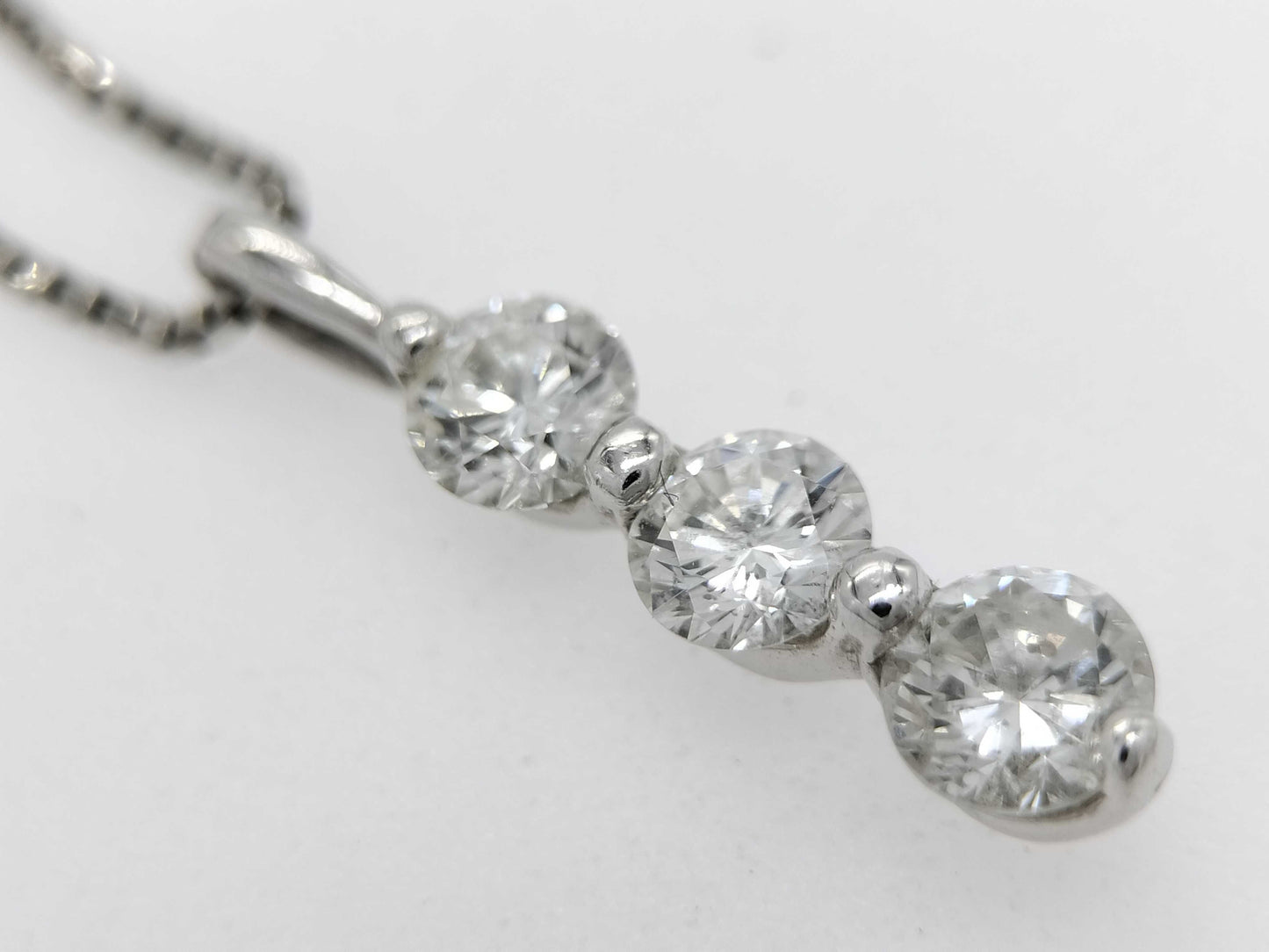 D1.008ct PT900/850 4.9g Necklace