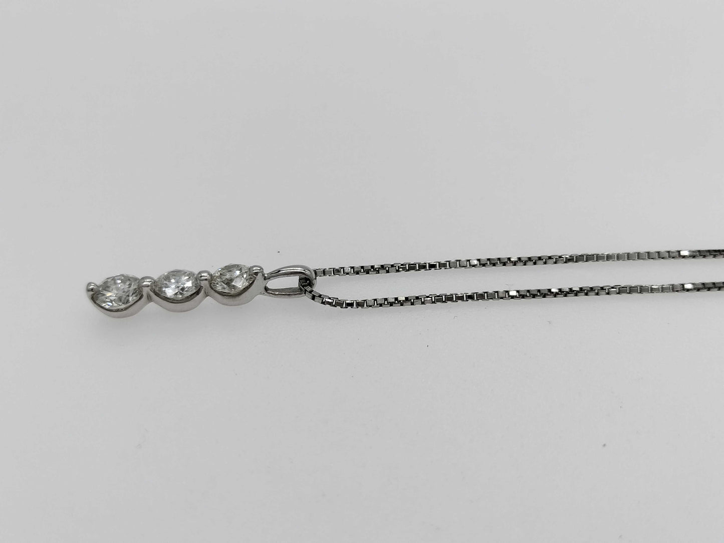 D1.008ct PT900/850 4.9g Necklace