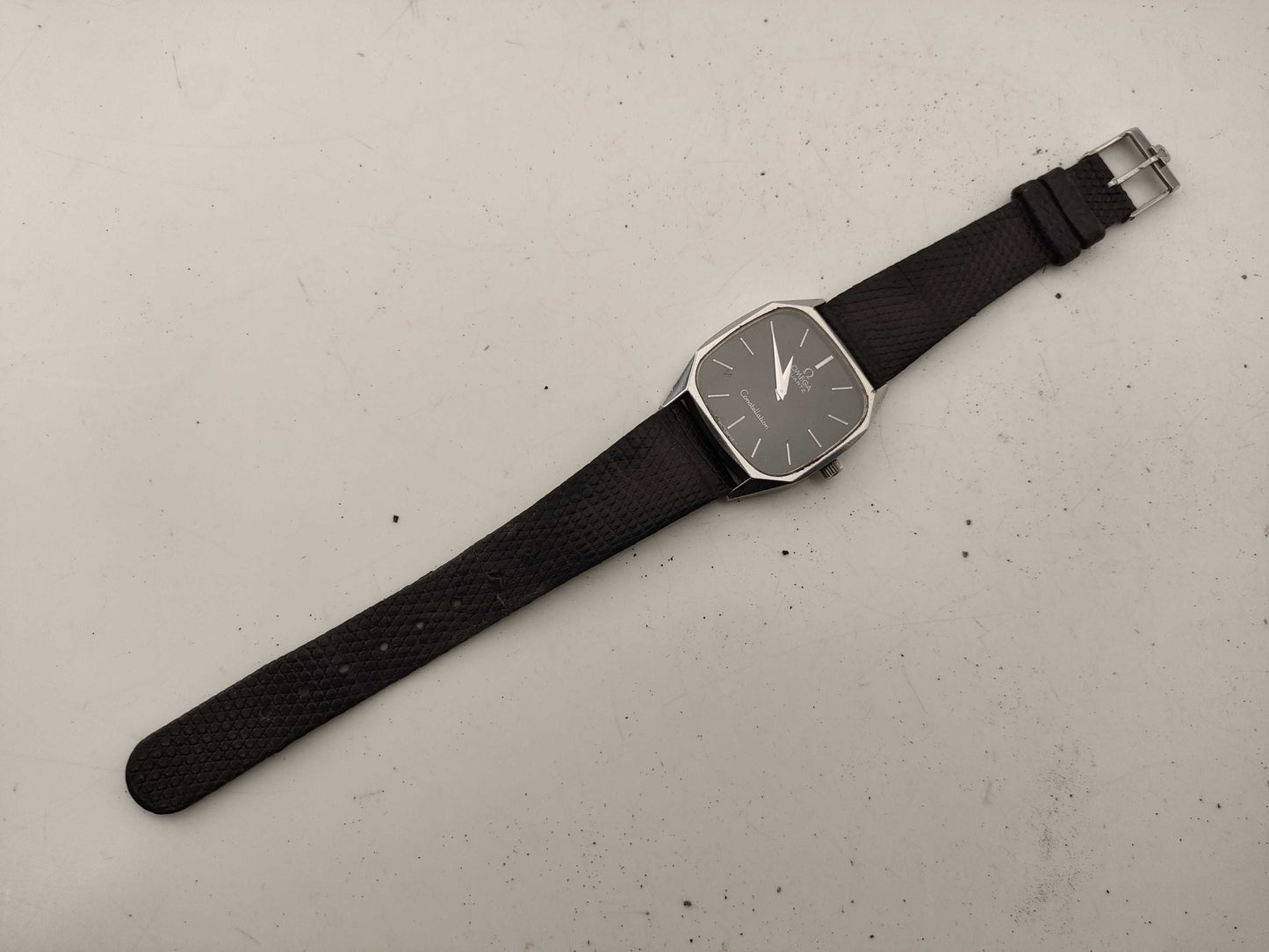 OMEGA Constellation Men's Quartz Unmoving Women's Watch