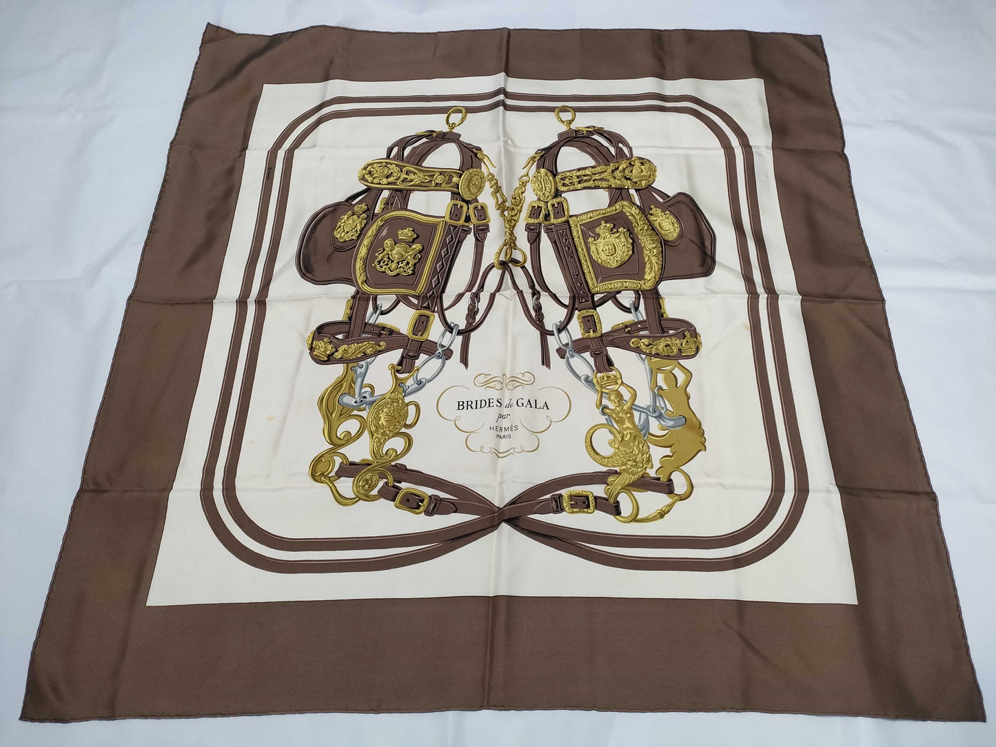 HERMES Carré Bride de Gala Scarf