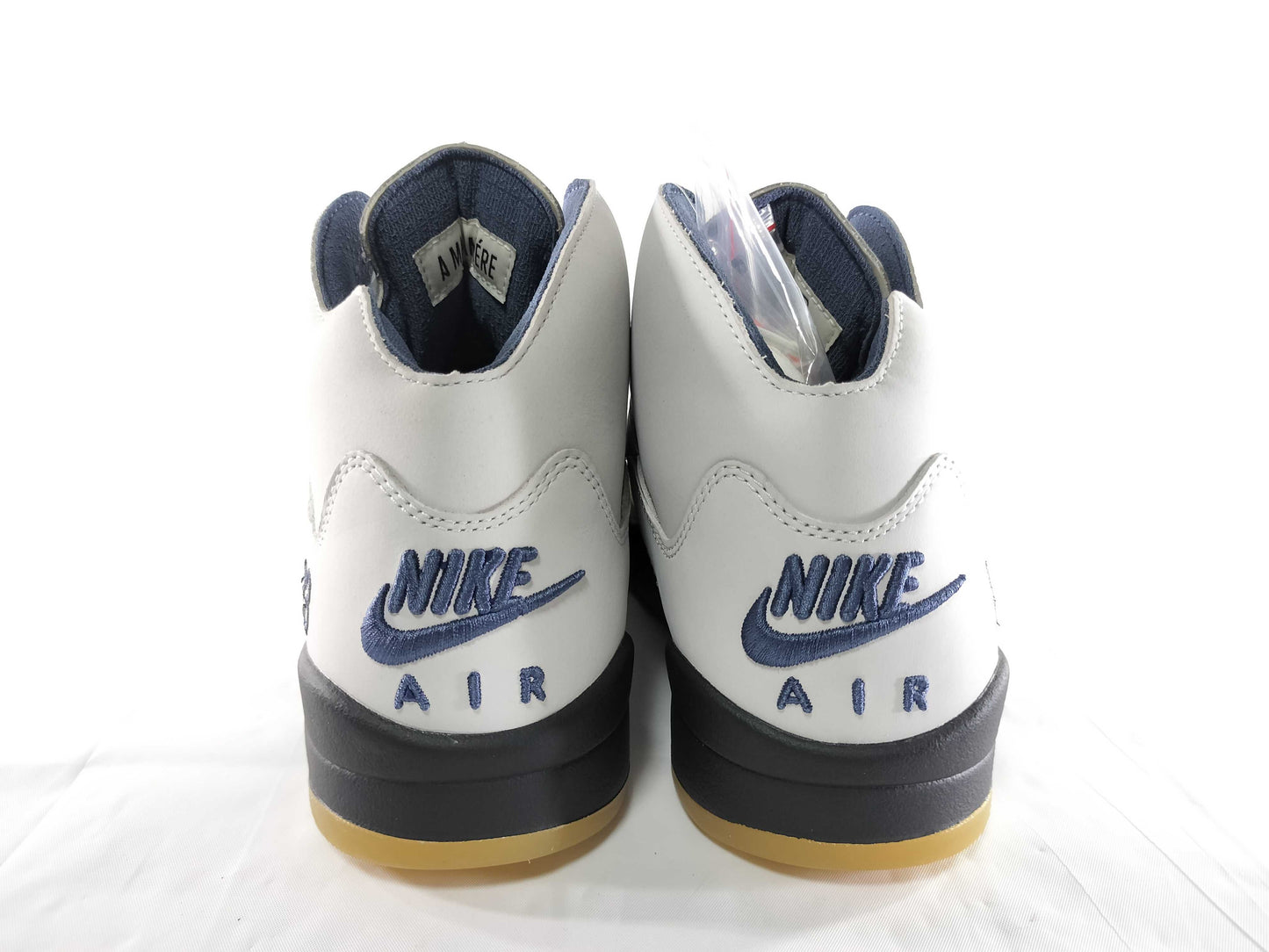 NIKE Air Jordan Amamaniere FZ5758-004 Sneakers