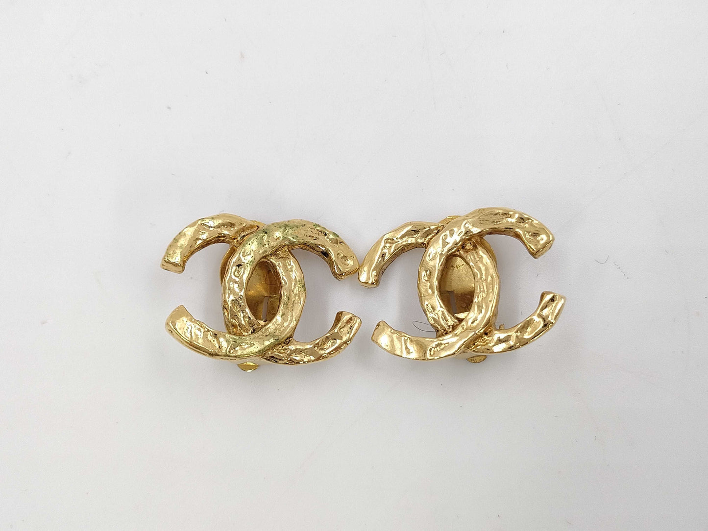 CHANEL Gold Earrings ※No Plate Earrings