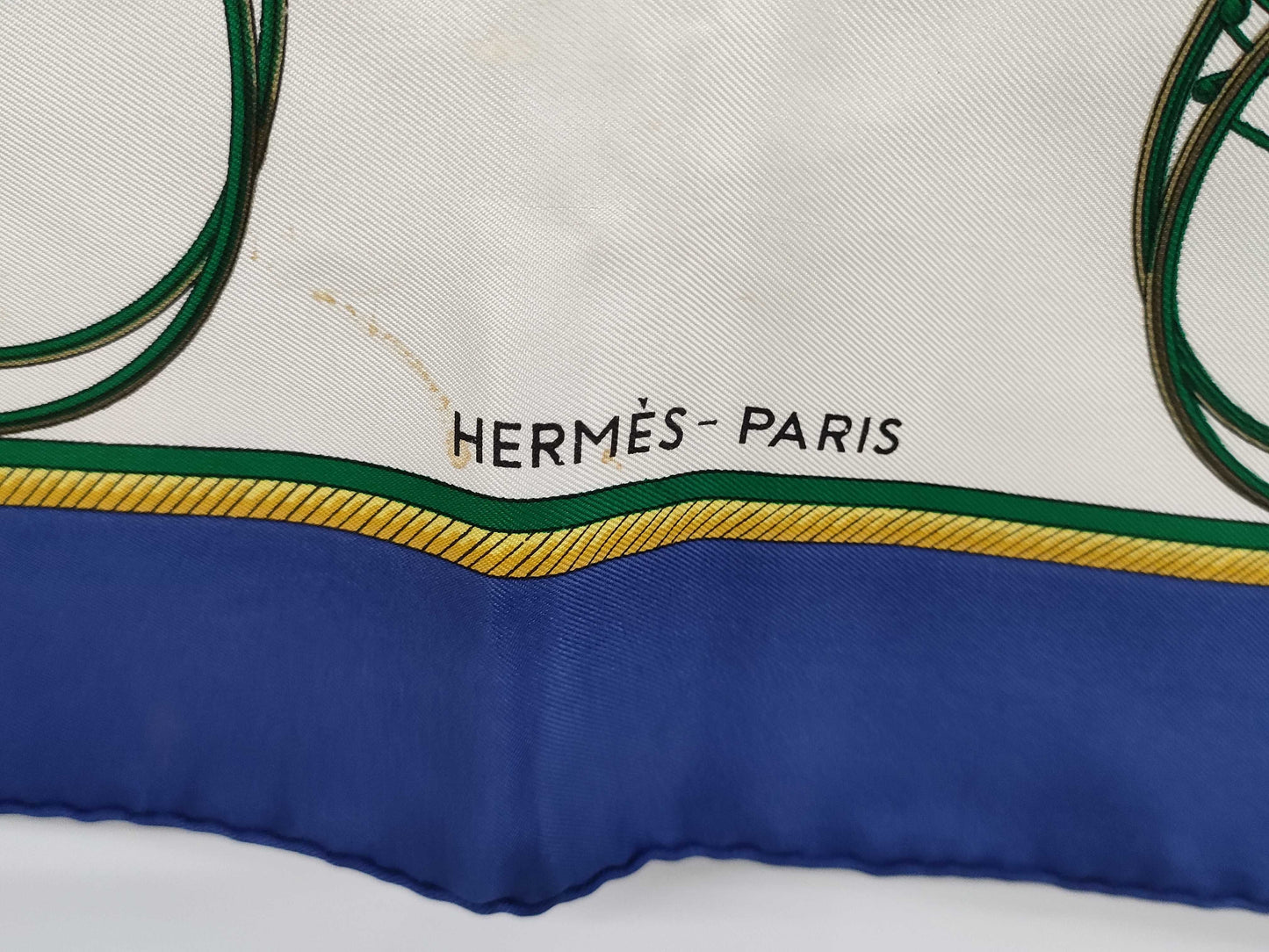 HERMES Carré 90 Folding Canopy Carriage Scarf