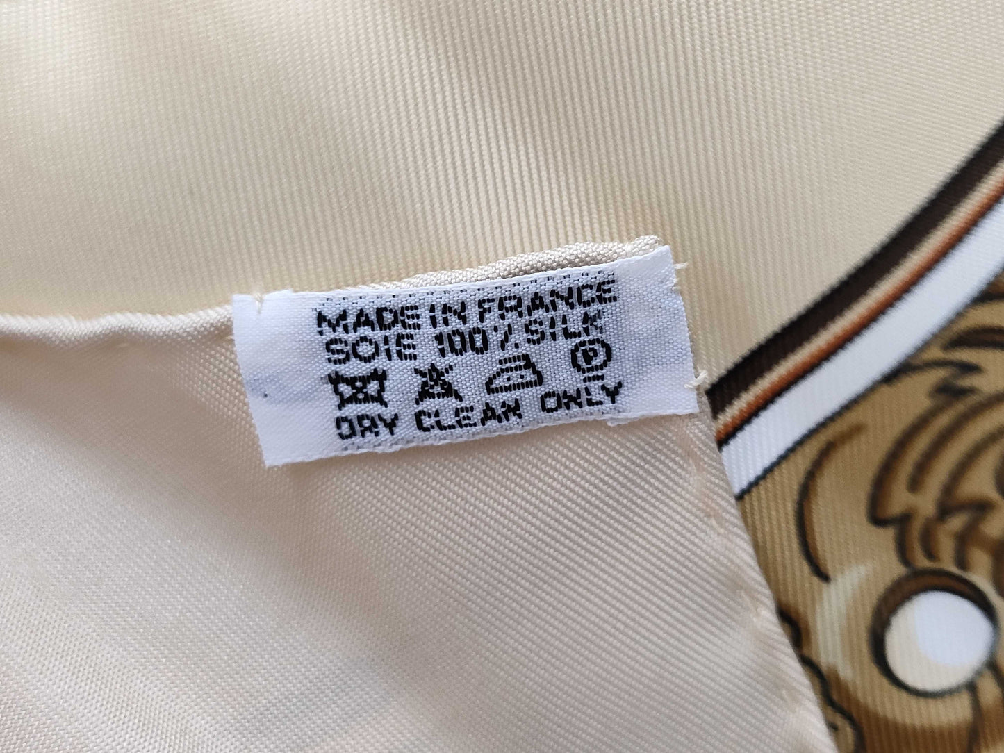 HERMES Carre 90 Scarf