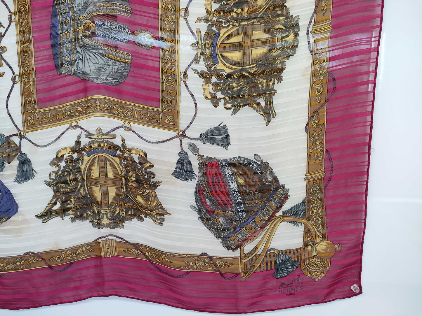 HERMES Carré 90 Vintage Saddlery Crown Scarf