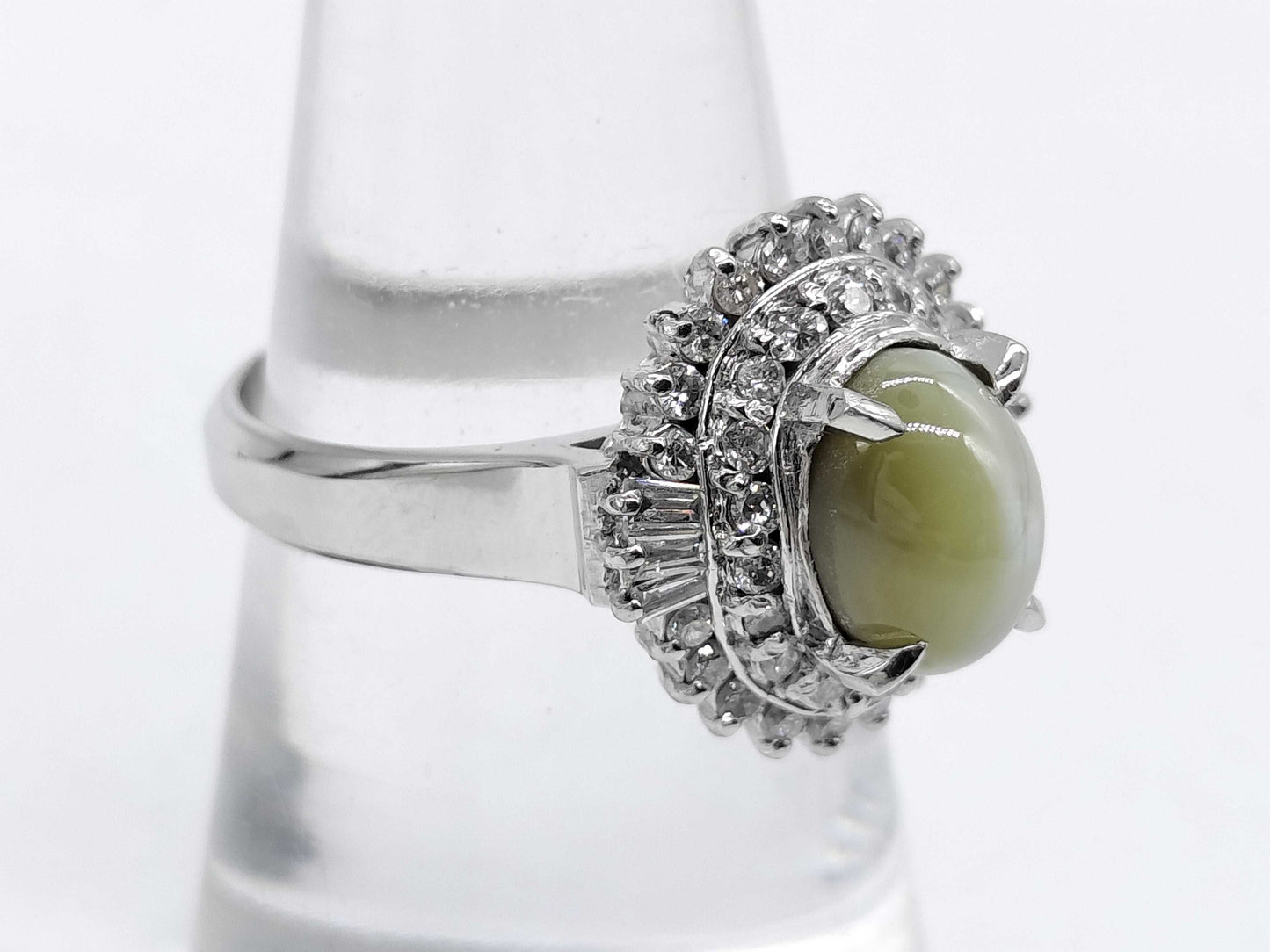 Chrysoberyl Cat's Eye 3.22ct D0.52ct Pt900 7.4g Ring